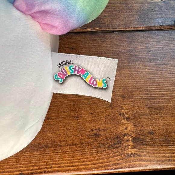 Squishmallows Luxe The Caticorn Glitter Horn Rainbow Tail plush stuffed animal - Picture 6 of 9